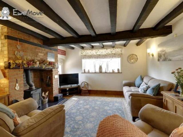 Cottage for sale in Walton-on-Trent, Egginton