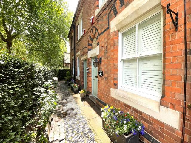 Cottage for rent in Leicester, Bede Island