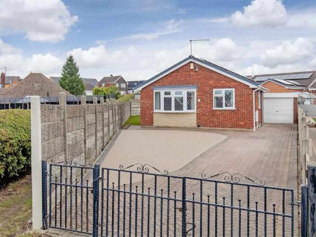 Bungalow for sale in Pinxton, Elmton