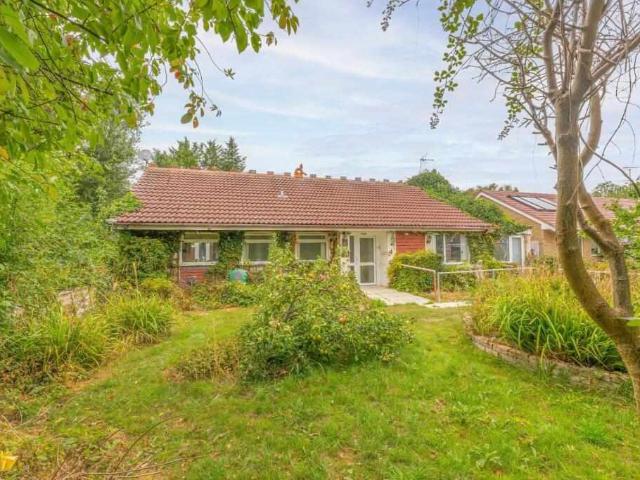 Bungalow for sale in Northall, Edlesborough
