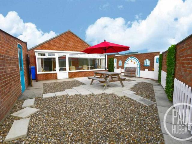 Bungalow for sale in Lowestoft, Eastbridge