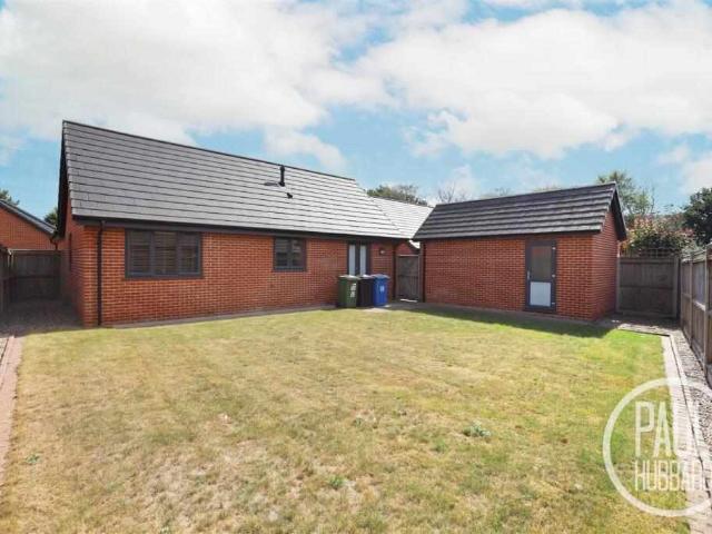 Bungalow for sale in Oulton Broad, Eastbridge