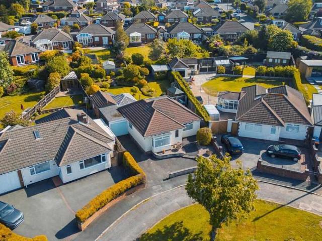 Bungalow for sale in Ness, West Vale