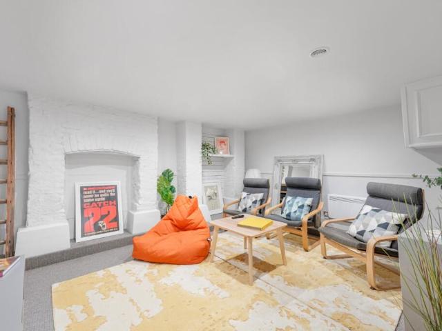 Terraced House for rent in Bermondsey, The Borough
