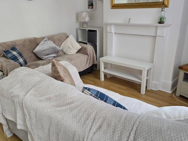 Apartment for rent in Lenton Abbey, Haddon