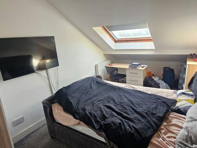 Apartment for rent in Camp Field, Leeds