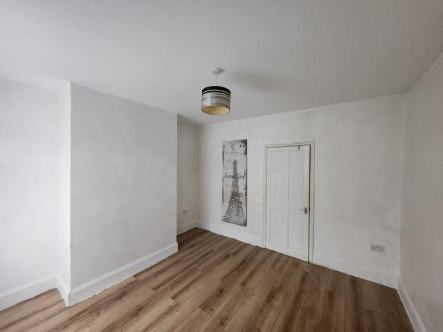 House for rent in Kingstone, Barnsley