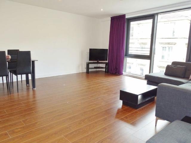 Apartment for rent in Cranstonhill, Scotland