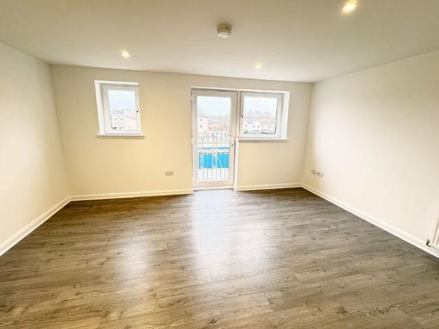 Apartment for rent in Thornwood, Whiteinch