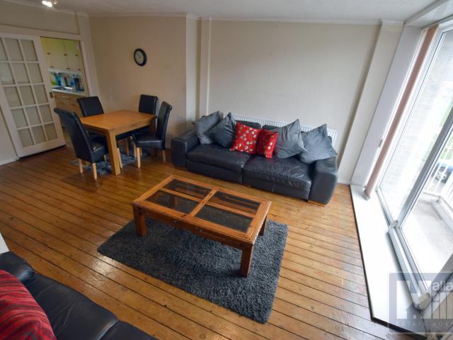 Apartment for rent in Heeley, Isle Of Man