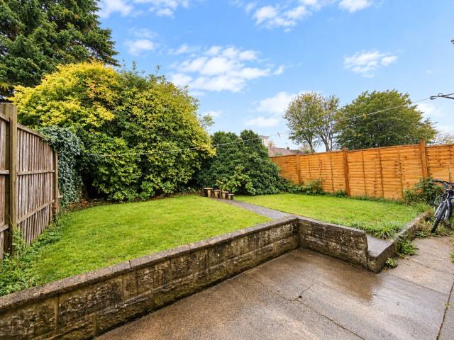 Apartment for rent in Manor Farm, Bristol