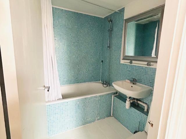 Apartment for rent in Stockwell Park, Greater London