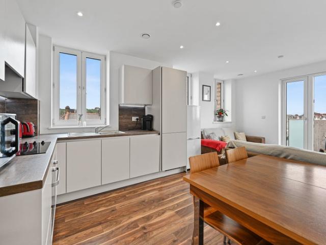 Apartment for rent in West Hendon, The Hyde