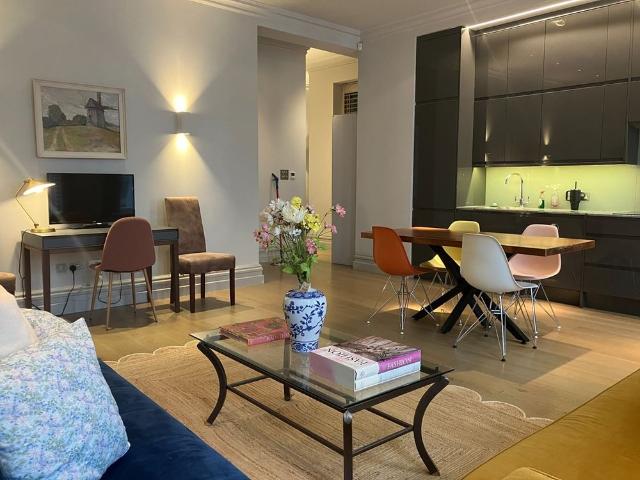 Apartment for rent in Westminster, Victoria