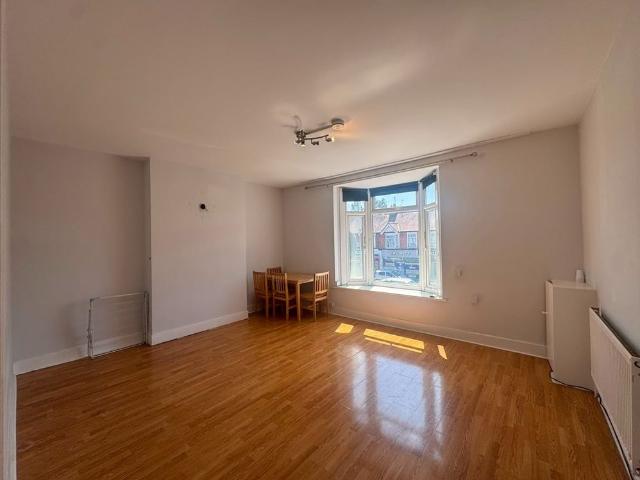 Apartment for rent in Gants Hill, Greater London