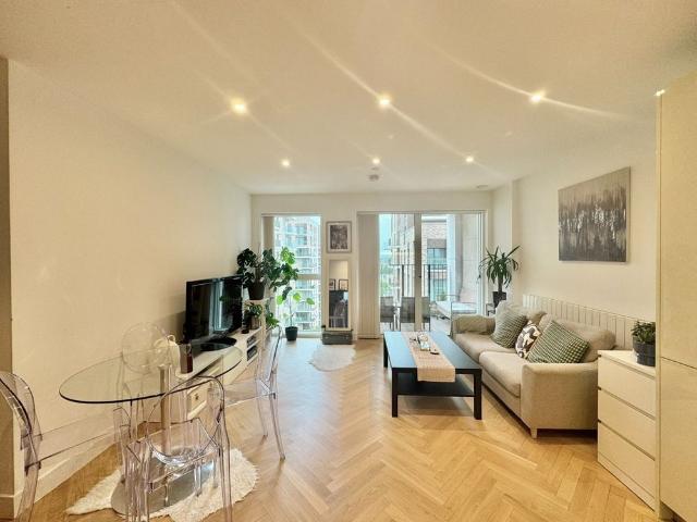 House for rent in Kidbrooke, Greater London