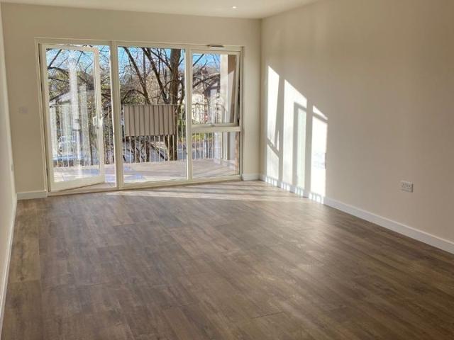 Apartment for rent in West Finchley, Cat Hill