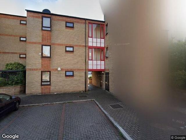 Apartment for rent in Poplar Grove, Greater London