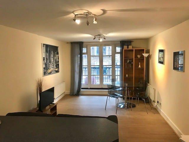 House for rent in Poplar Grove, Greater London
