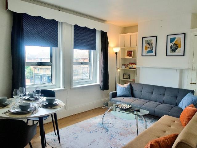 Apartment for rent in London Borough of Newham, Greater London