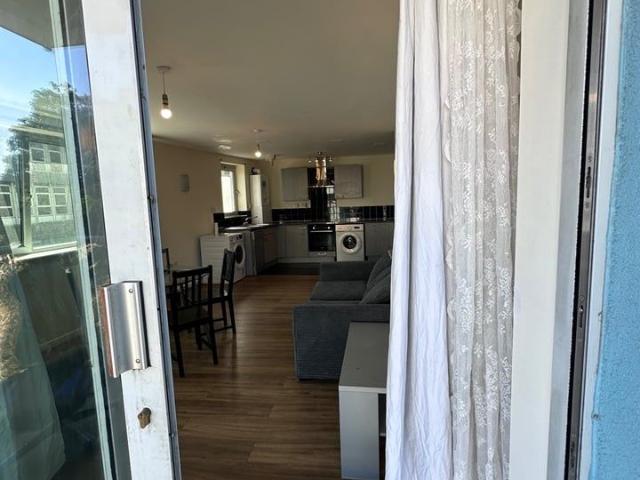 Apartment for rent in Gants Hill, Greater London