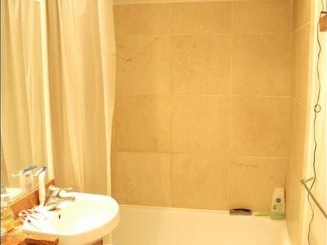 Apartment for rent in Finchley, Isle Of Man