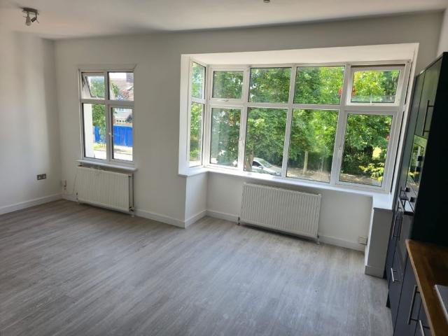 Apartment for rent in London Borough of Merton, Greater London
