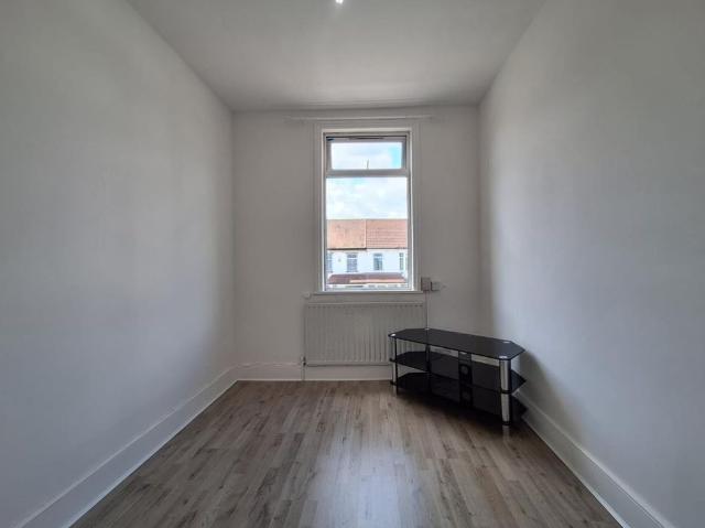 Apartment for rent in Upper Edmonton, Greater London