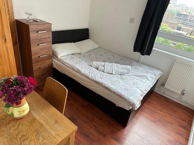 Apartment for rent in Kennington, Greater London