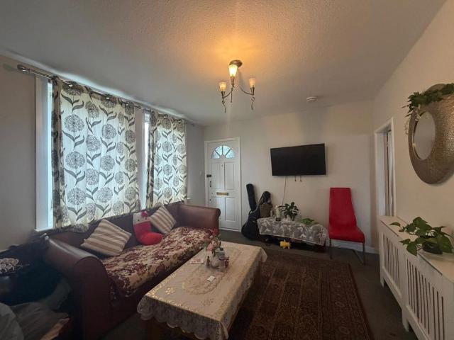 Apartment for rent in Hillside, Scotland