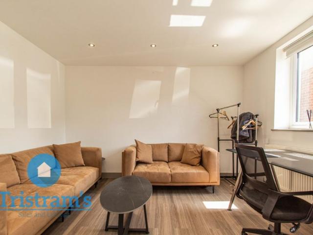 Room for rent in Attenborough, East Midlands