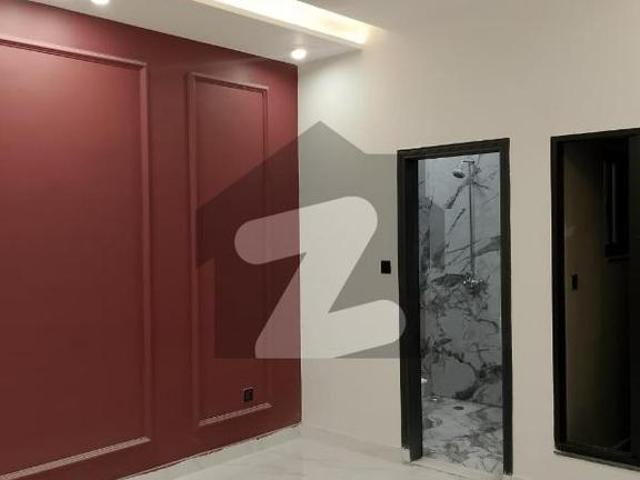 Apartment for rent in Lahore
