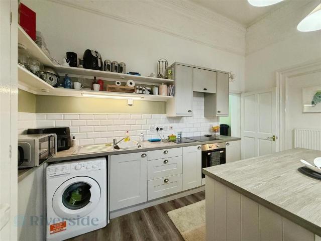 Flat for sale in Hull, City Of Kingston Upon Hull