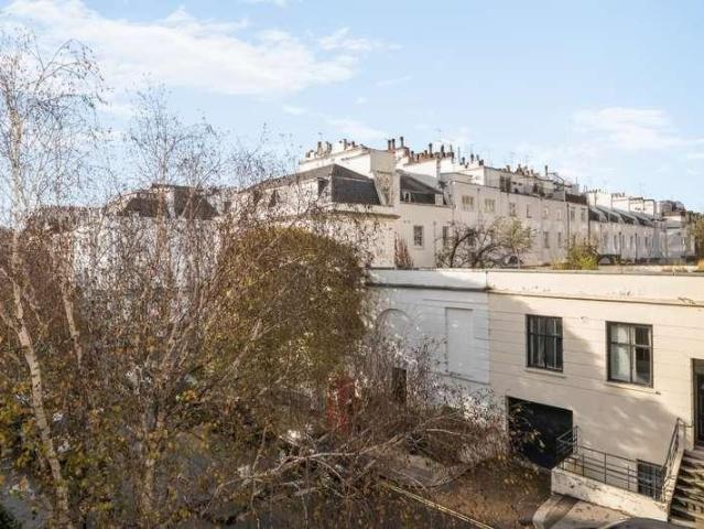 Flat for sale in Paddington, Greater London