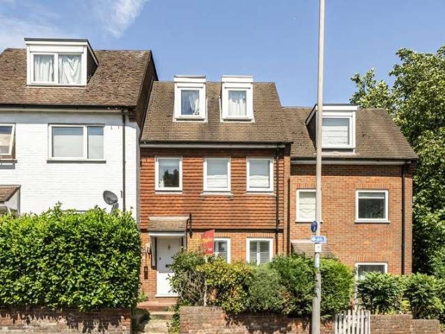 Flat for sale in Chesham