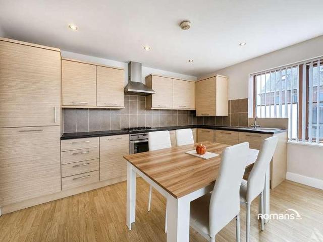 Flat for sale in Priest Down, Hampshire