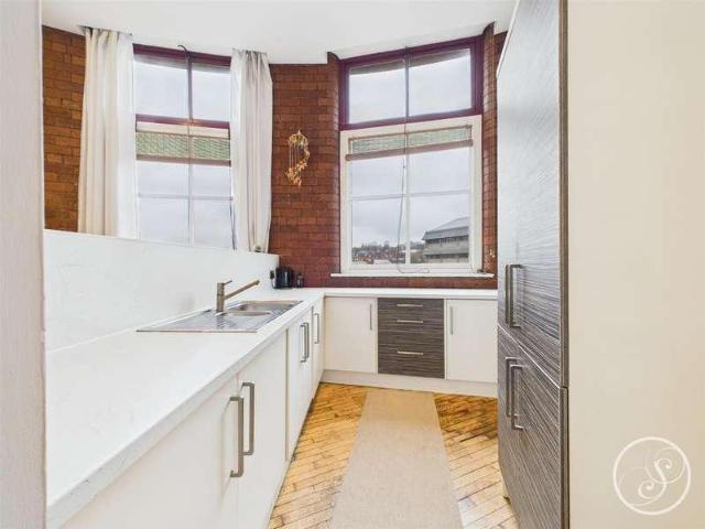 Flat for sale in Woodhouse, West Yorkshire