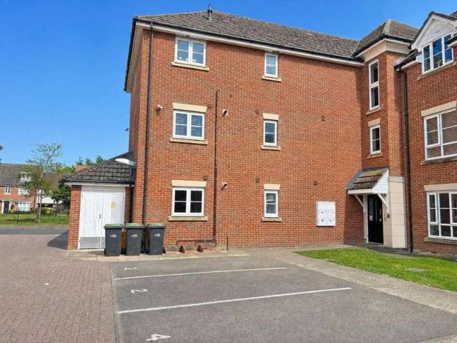 Flat for sale in Chedburgh, Suffolk