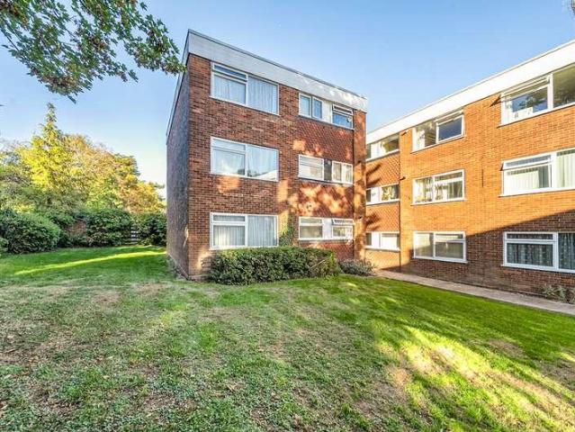 Flat for sale in London Borough of Harrow, Greater London