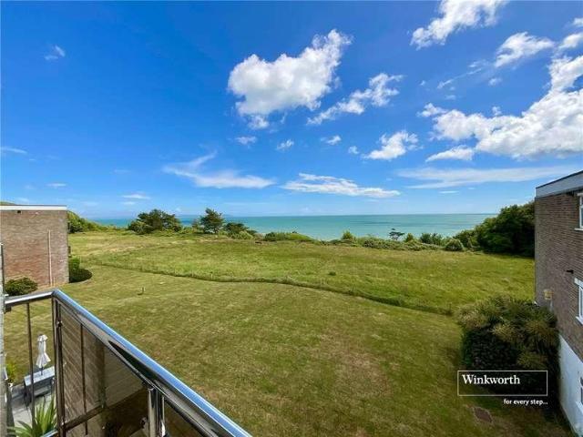 Flat for sale in Highcliffe