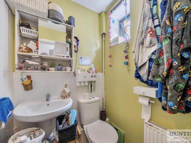 Flat for sale in Greater London