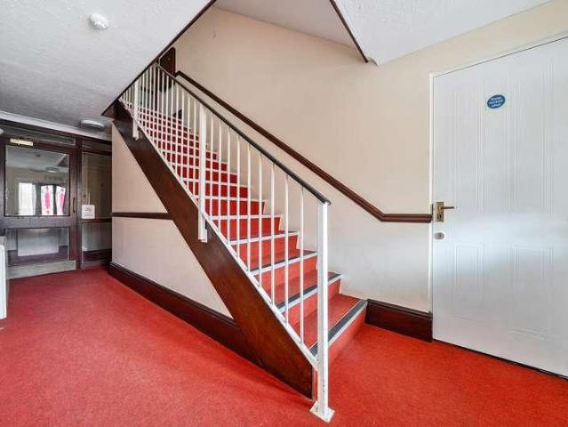 Flat for sale in Fleet Meadow, South Oxfordshire