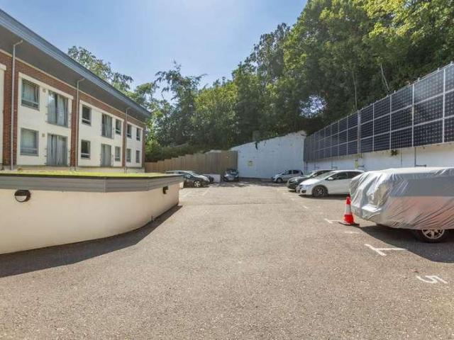 Flat for sale in East Bank, Norfolk