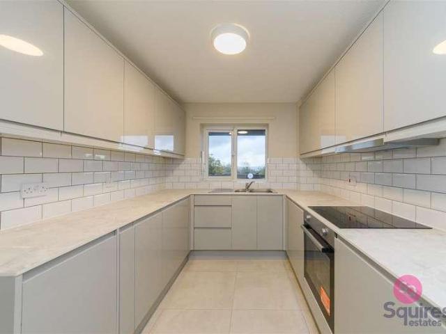 Flat for sale in Hendon, Greater London
