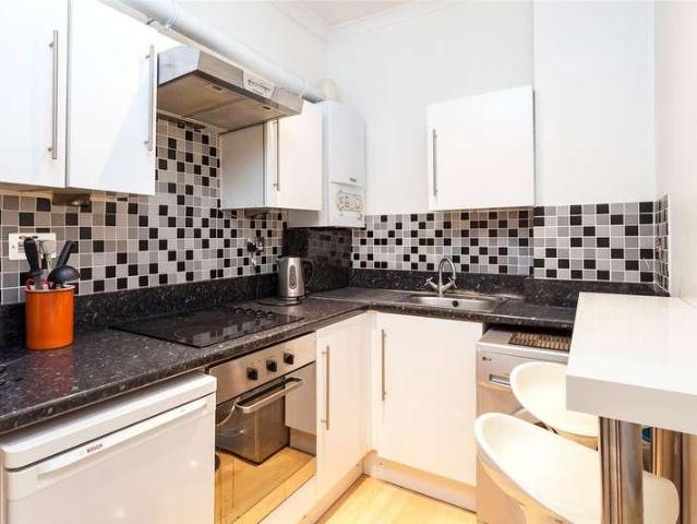 Flat for sale in Bethnal Green, Greater London