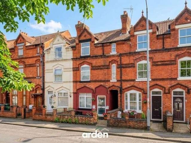 Flat for sale in Mount Pleasant, Redditch