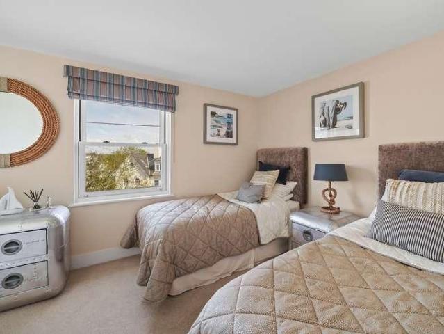 Flat for sale in Strode, Devon