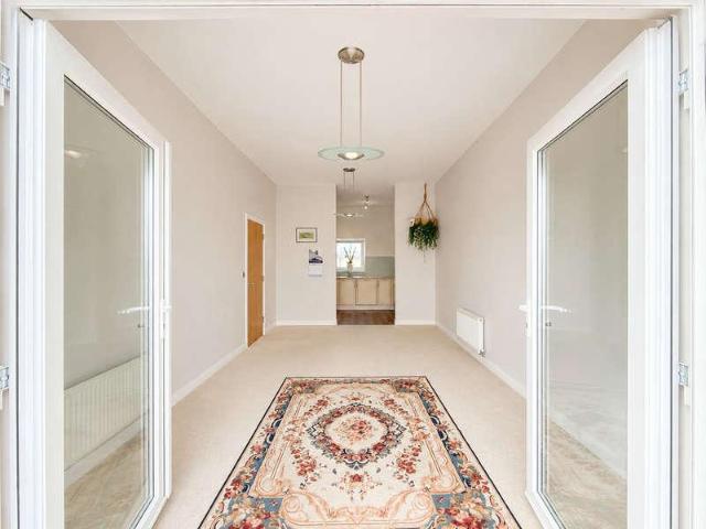 Flat for sale in Hythe and Dibden, Ashurst Bridge