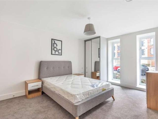Flat for sale in Evershot, Oxfordshire