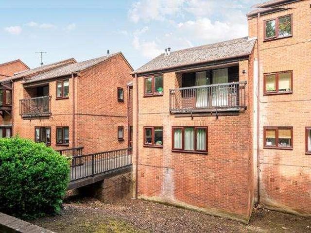Flat for sale in Evershot, Oxfordshire